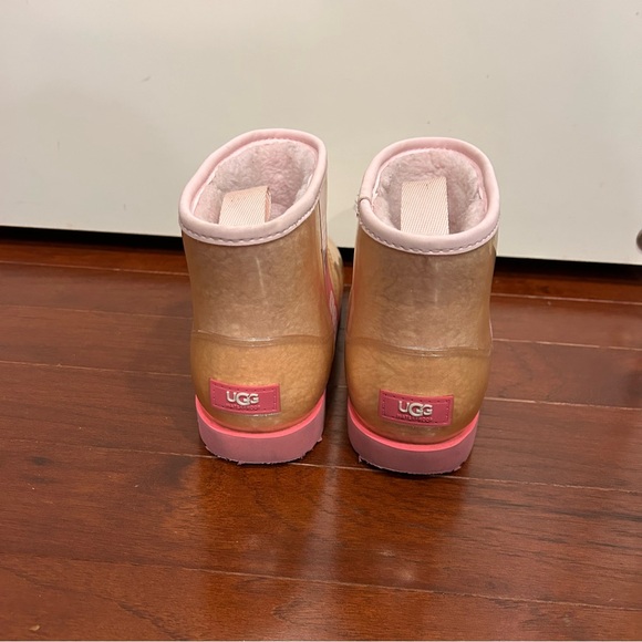 UGG Kids Classic Clear Mini Il boots Waterproof Snow Shoes Pink Combo Size 4 - Picture 6 of 8